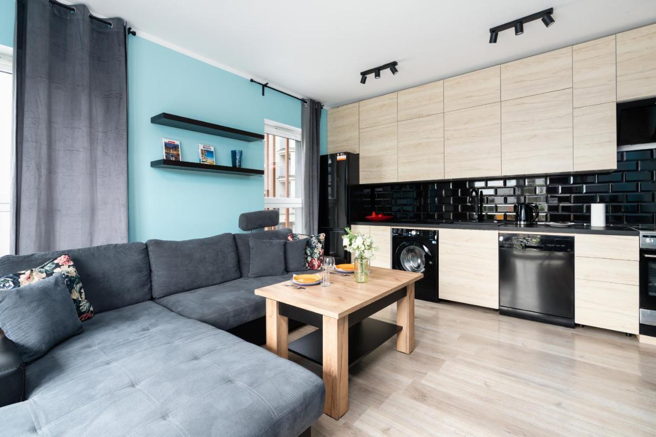 Modern Apartment With Balcony & Free Garage Poznan By Noclegi Renters Exterior foto